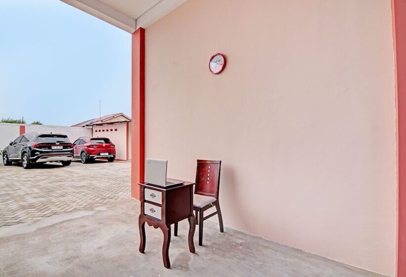 酒店 Dekna Homestay Syariah By Oyo