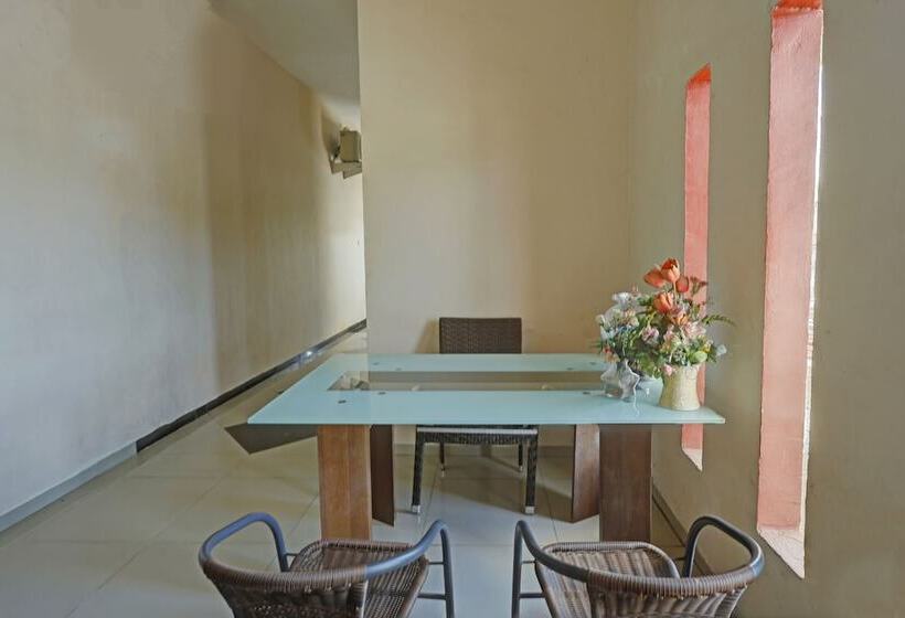 هتل Guesthouse Marbella By Oyo