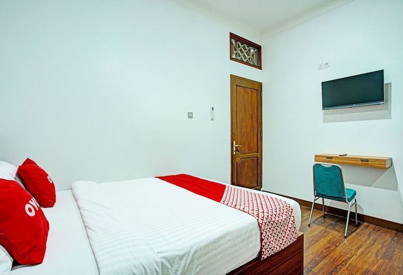 هتل Capital O 92990 Nena Kostel Syariah