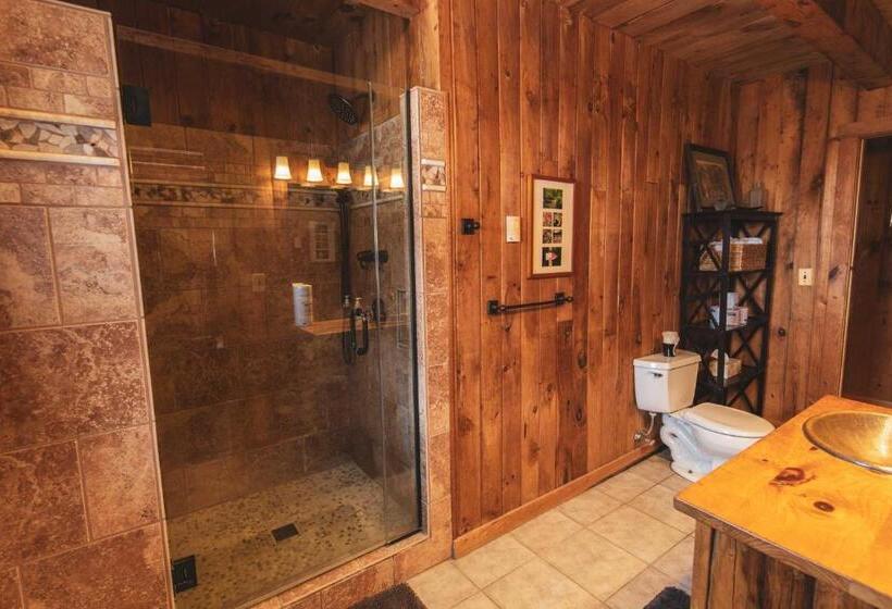 Отель Ogontz Rustic Resort