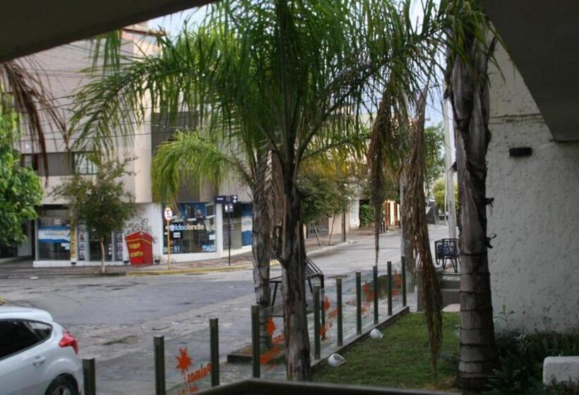 هتل Palmas Del Lago