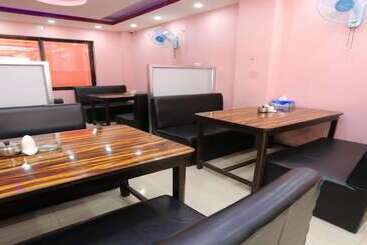 Merostay 115 Hotel Pranisha Inn