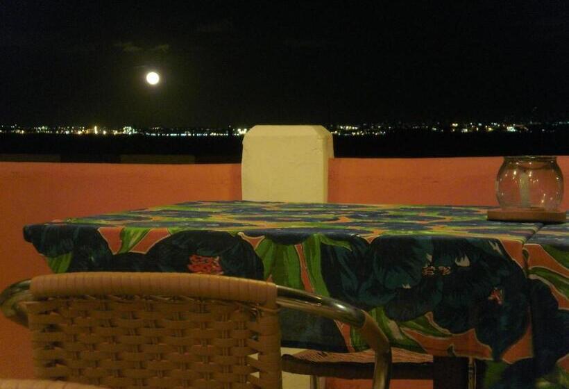 بنسيون A Casa Do Vizinho