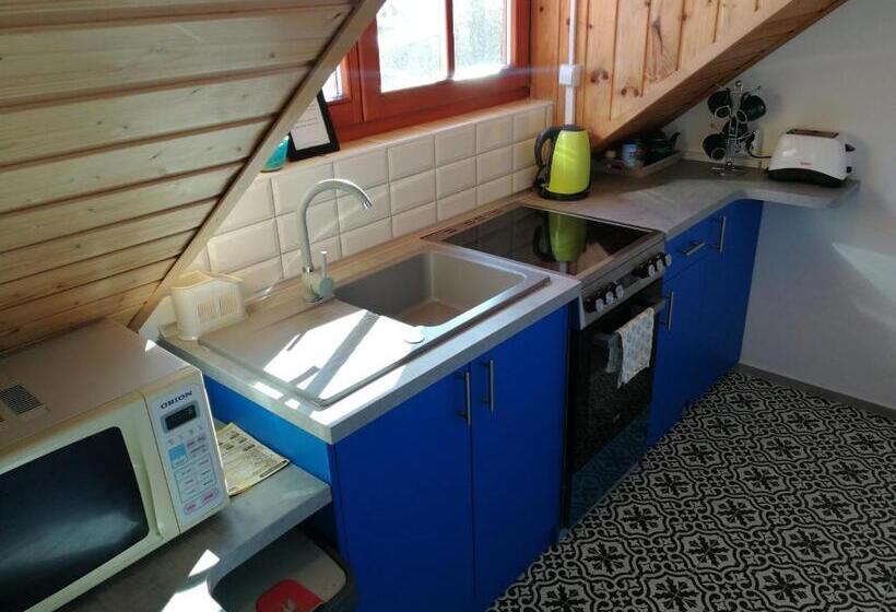 بنسيون Manoka Guest House