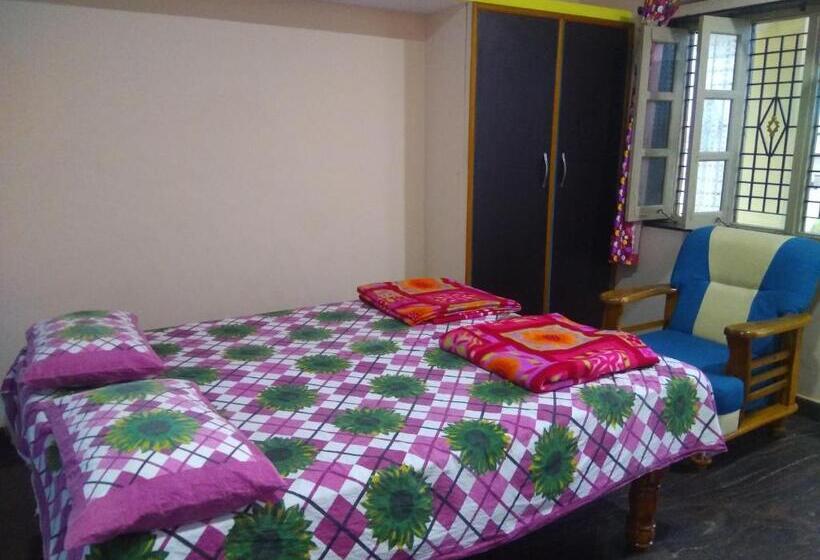 膳宿费 Rathna Home Stay
