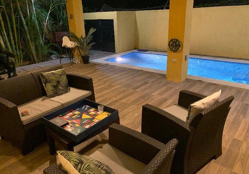 پانسیون The Vista Inn