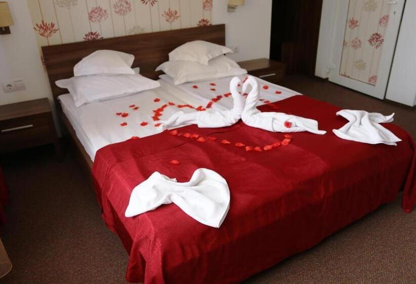 بنسيون Vila Evergreen