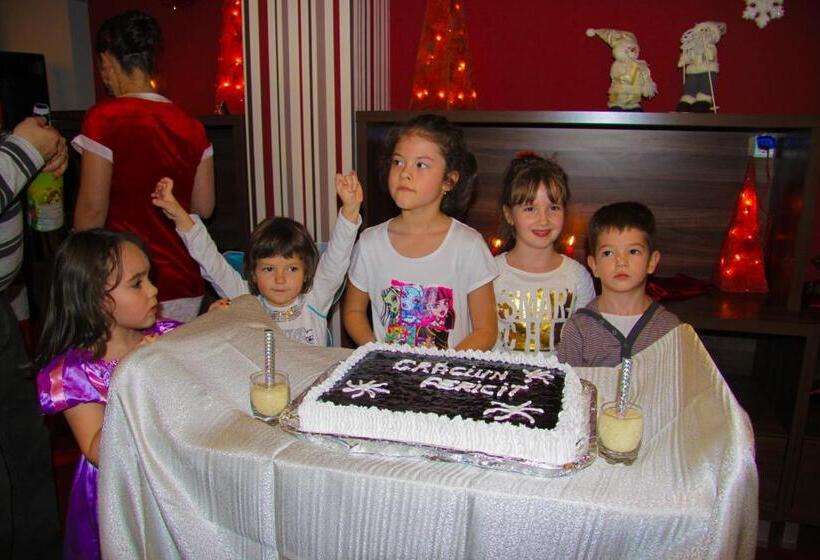 بنسيون Vila Evergreen