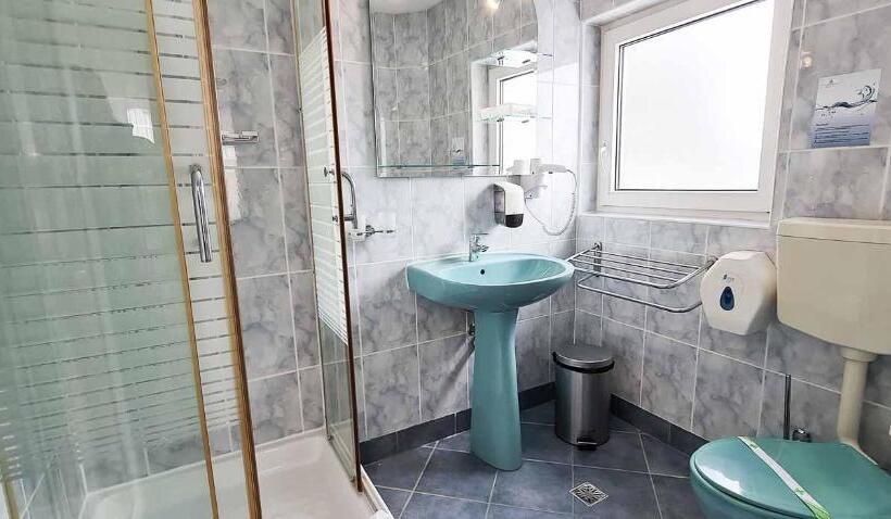 بنسيون Vila Evergreen