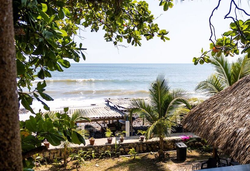 Yali Hotel & Resort