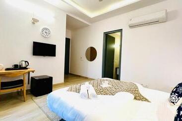 Zen Medicity   Hotel & Serviced Apartments Gurgaon