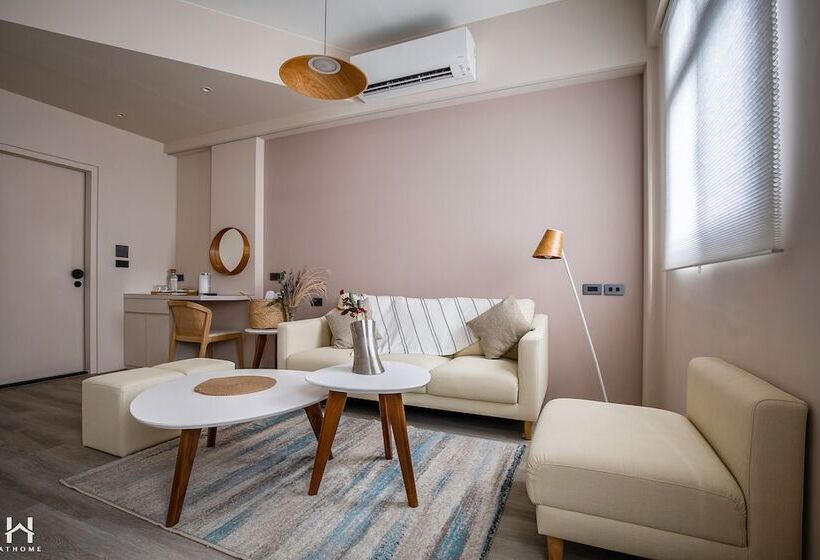 تختخواب و صبحانه Coming Home Apartment