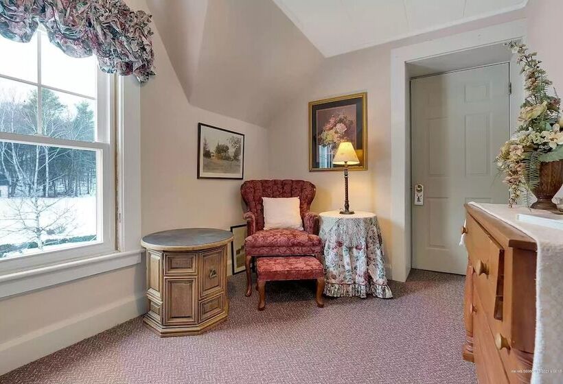 צימר Greenwood Manor Inn