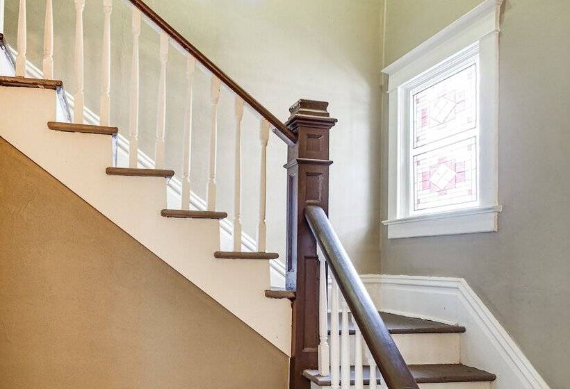 Charming Coeur D Alene Home, Walk To Downtown!