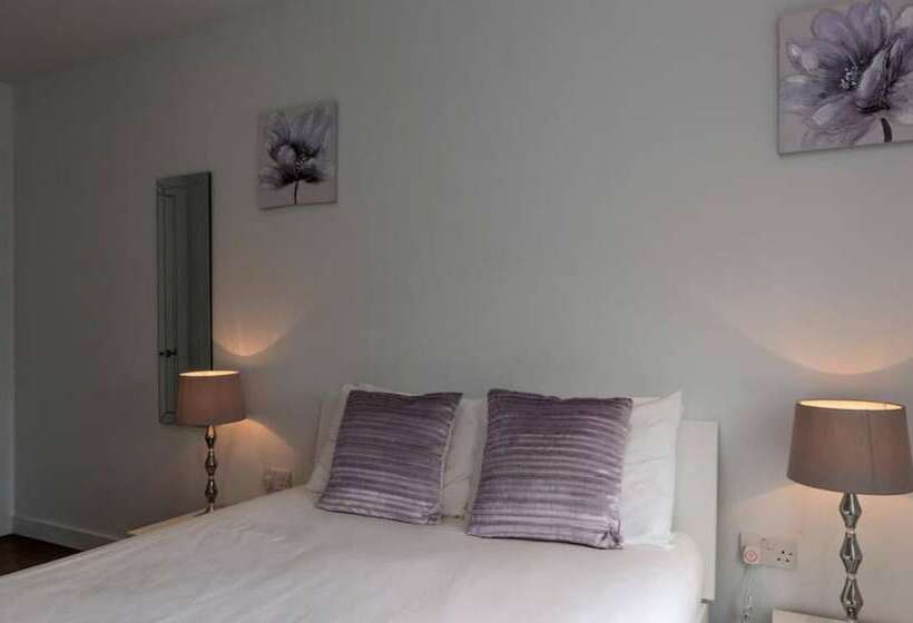 Deluxe Central London Apartment