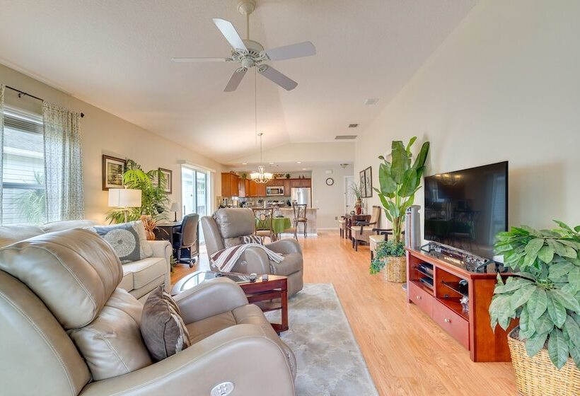Dog Friendly Home In The Villages W/ Private Patio