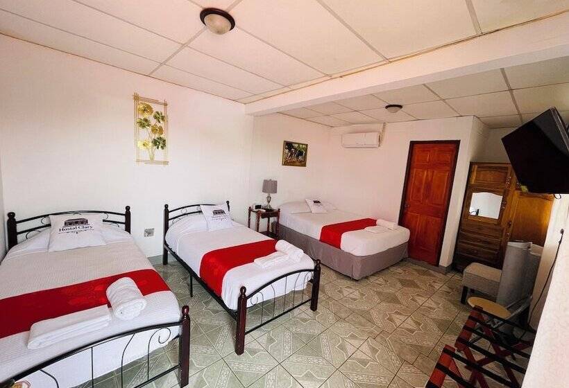 Hostal Clary