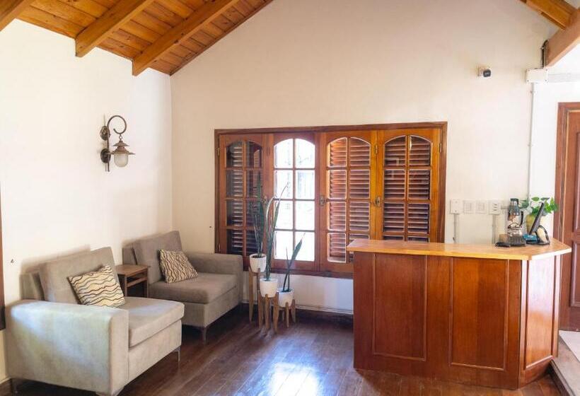 Hostel Falucho