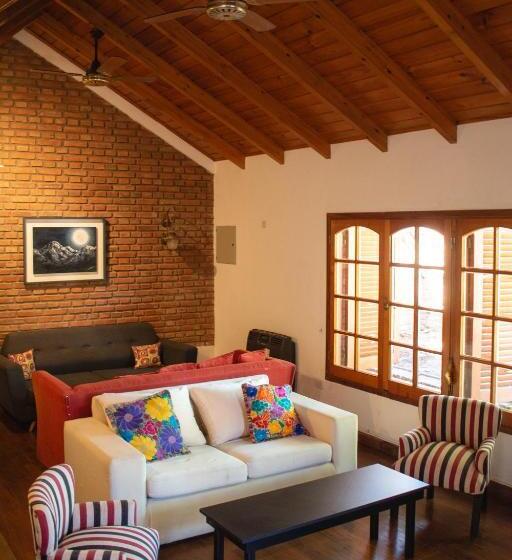 Hostel Falucho