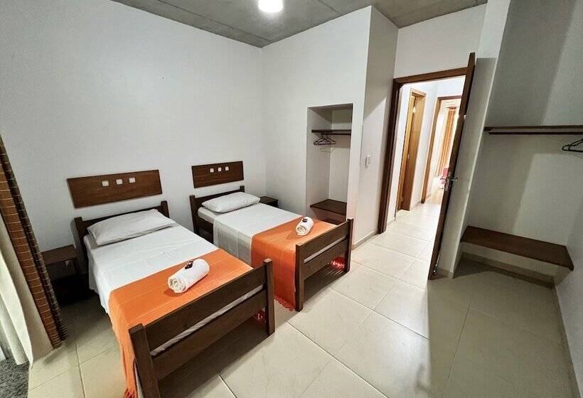 مسافرخانه Residencial Sunset Praia Da Lagoinha Com Vista Para O Mar