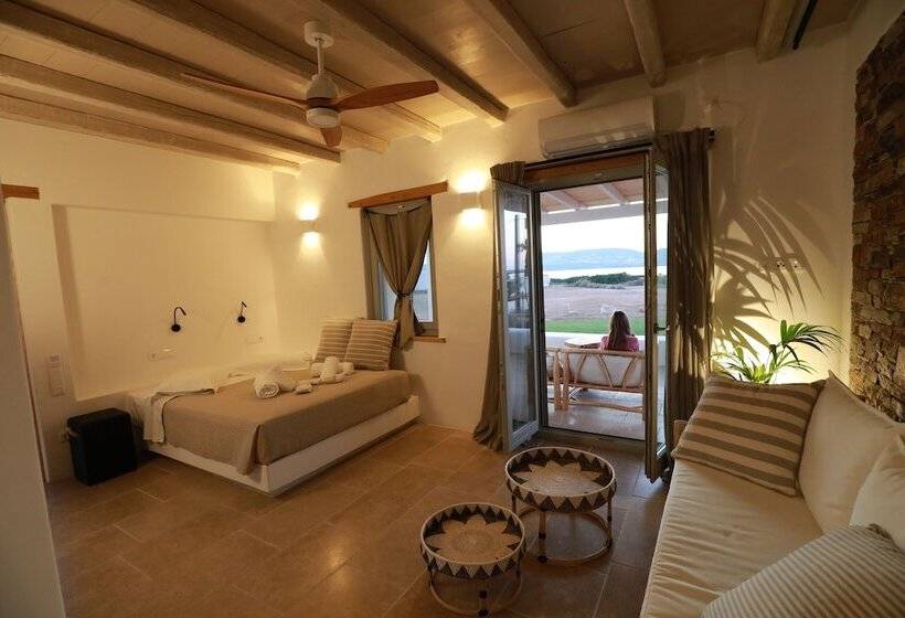 فندق Anapnoe Resort By Paroskite