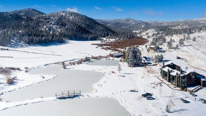 酒店 Beaver Meadows Resort Ranch