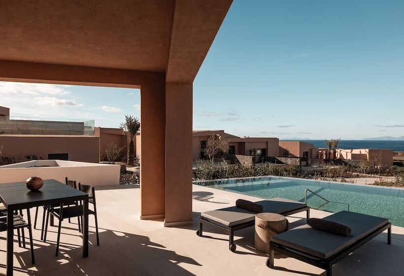 هتل Domes Novos Santorini, Autograph Collection