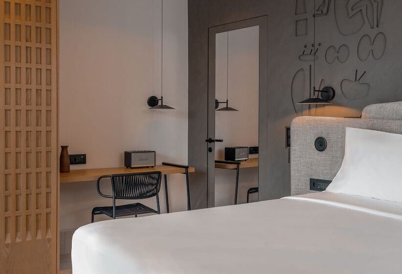 هتل Domes Novos Santorini, Autograph Collection