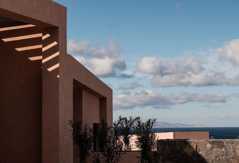 هتل Domes Novos Santorini, Autograph Collection