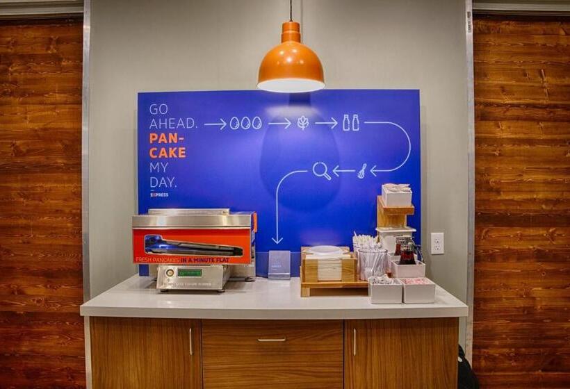 فندق Holiday Inn Express Conyers, An Ihg