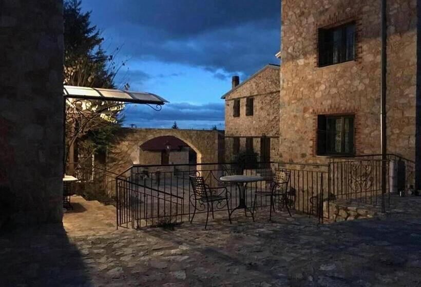هتل Lithea Mountain Resort
