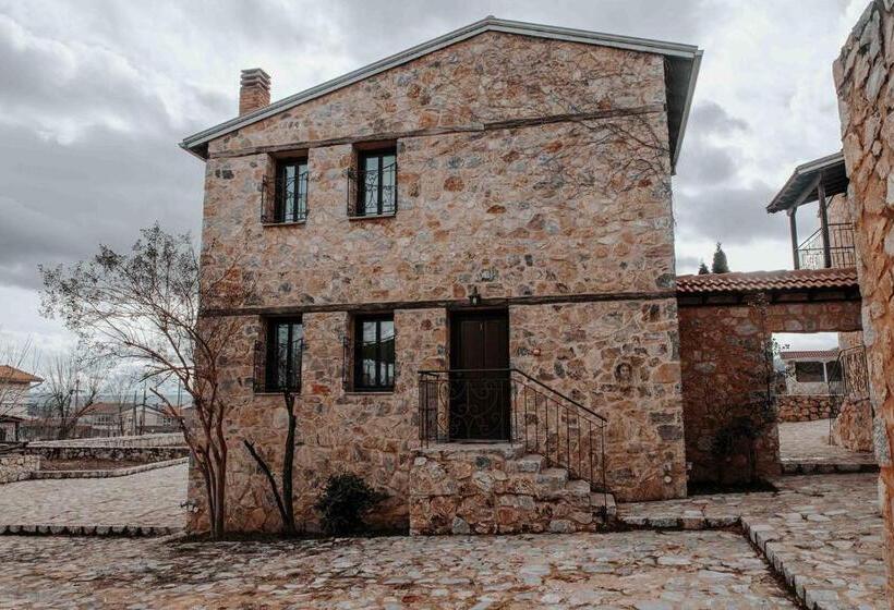 هتل Lithea Mountain Resort