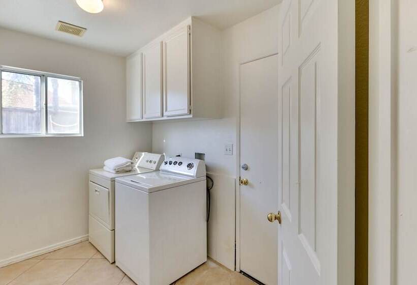 Lake Elsinore Home W/ Pool   44 Mi To Disneyland!