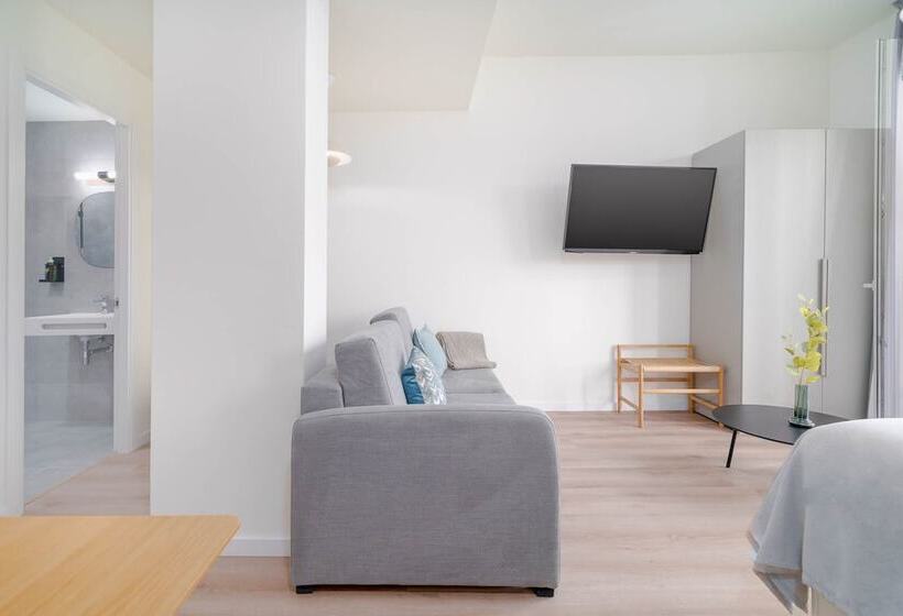 Limehome Valencia Carrer De Sant Jacint