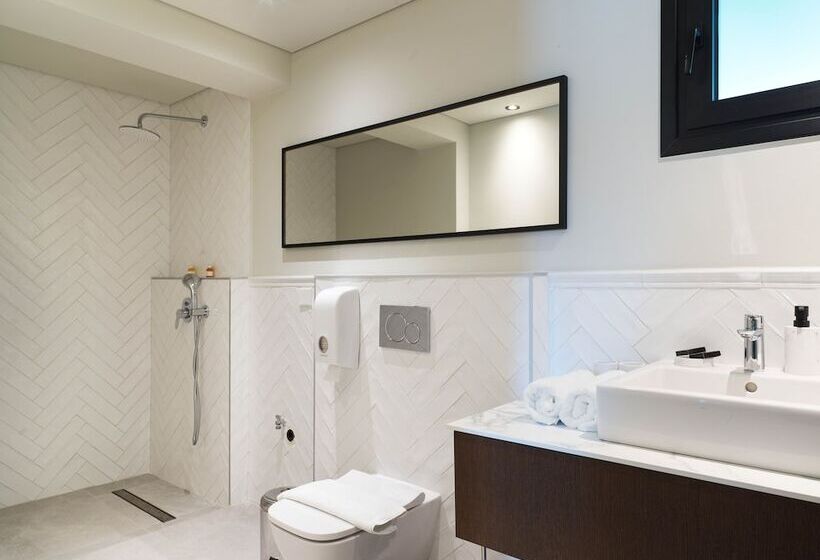 Liv The City Suites