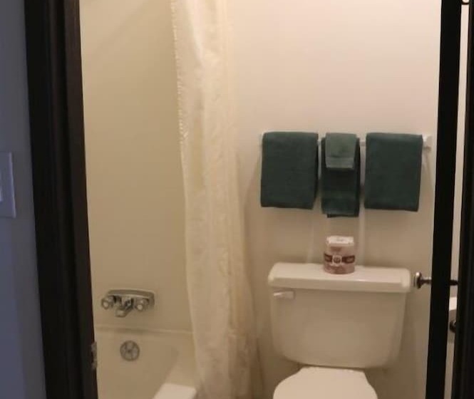 مُتل Country Squire Motor Inn