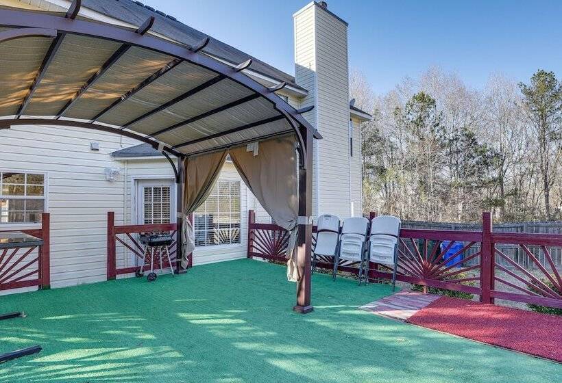 Pet Friendly Georgia Escape W/ Deck, Grill & Yard!