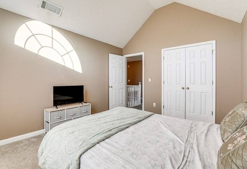 Pet Friendly Georgia Escape W/ Deck, Grill & Yard!