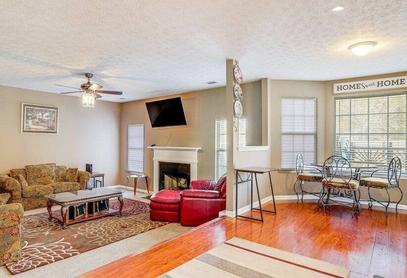 Pet Friendly Georgia Escape W/ Deck, Grill & Yard!
