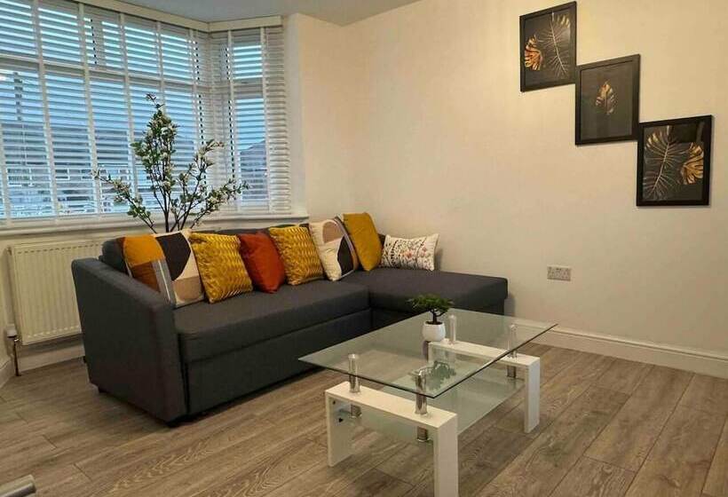 レジデンス Ldeal Home For Large Groups,families & Contractors