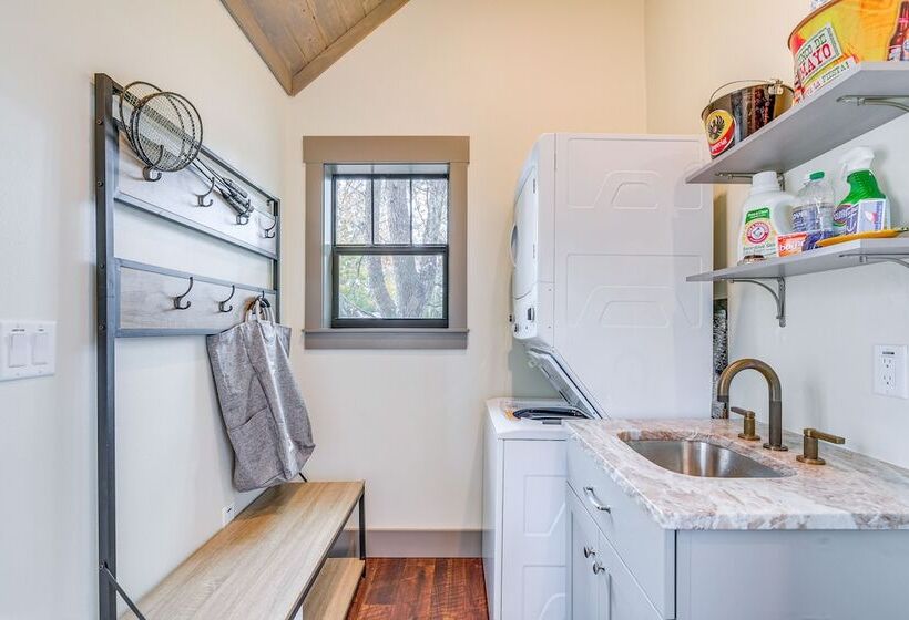 Riverfront Fishers Paradise In Florida W/ Dock!