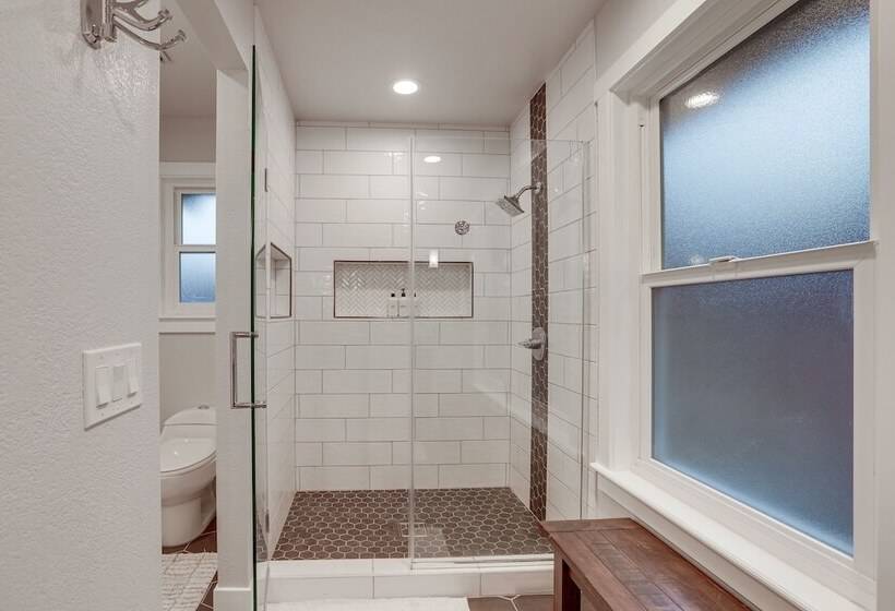 Roseville Home W/ Pool, 5 Mi To Folsom Lake!