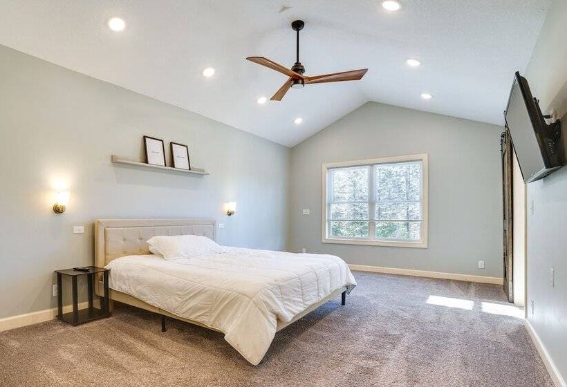 Spacious Stillwater Home W/ Fire Pit & Game Room!