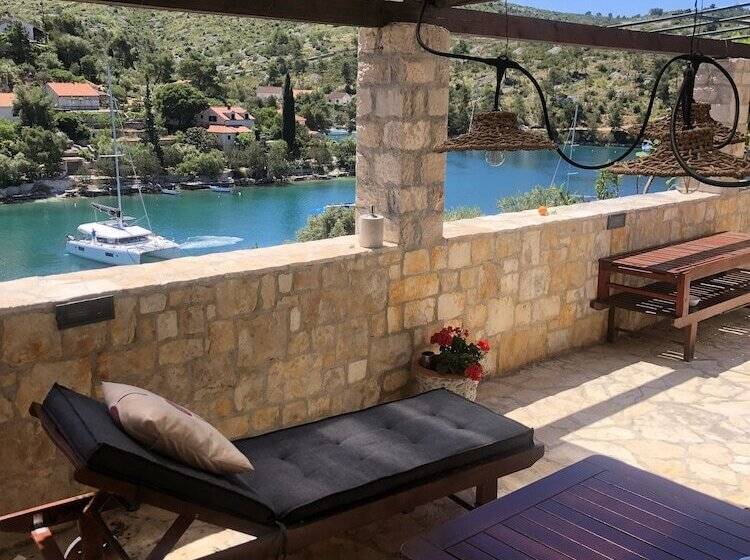 Villa More 1 2 3
