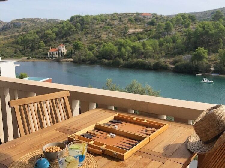 Villa More 1 2 3