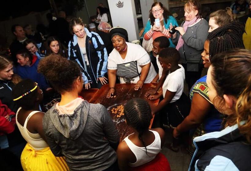 הוסטל The Backpack Shack