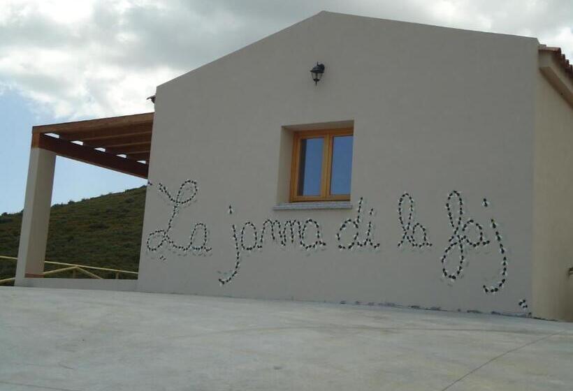 مبيت وإفطار Azienda Agrituristica La Janna Di La Faj