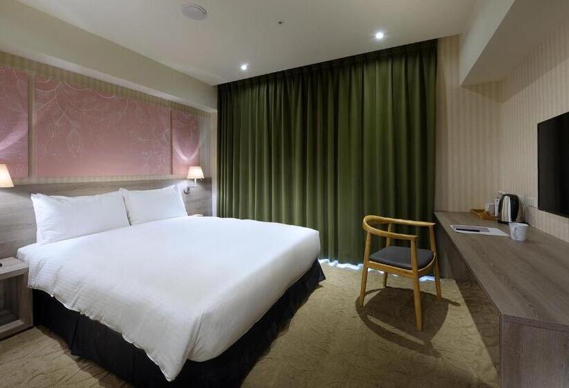Fotos del hotel Aeris International:  29