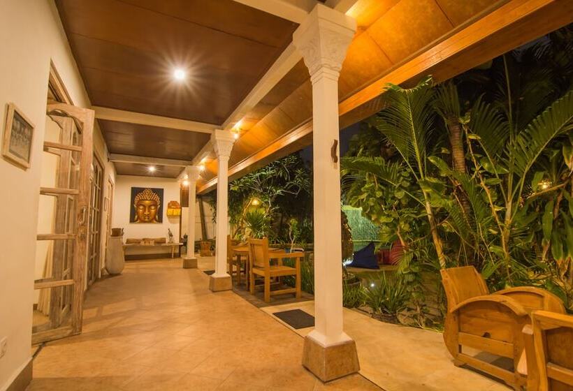 Fotos del hotel Bale Seminyak:  11