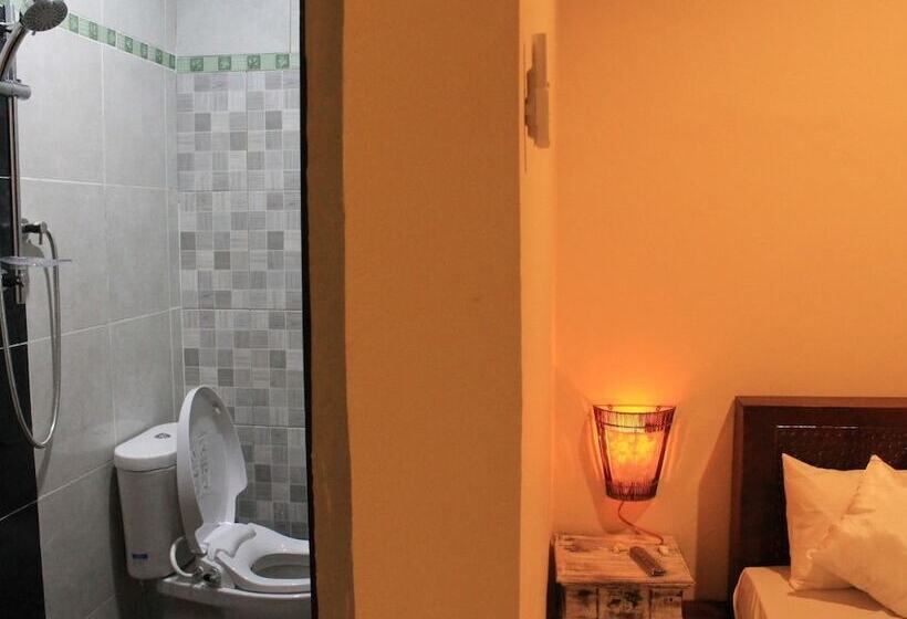 هتل Chillin Kuta Homestay